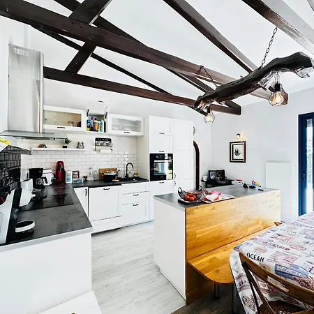 Maison Avec Jardin Et Terrasse, Proche - Fr-1-709-98 度假居 富拉