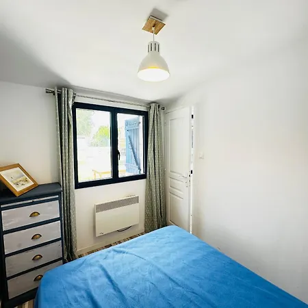 Maison Avec Jardin Et Terrasse, Proche - Fr-1-709-98 *