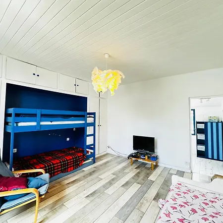 Maison Avec Jardin Et Terrasse, Proche - Fr-1-709-98 度假居