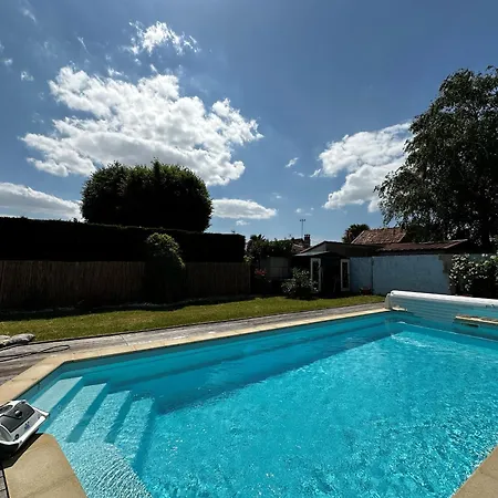 Maison Avec Jardin Et Terrasse, Proche - Fr-1-709-98 度假居 富拉